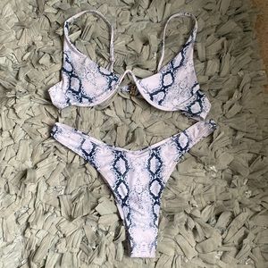 Womens 2 piece swimsuit new size large